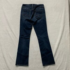 Silver Levi Jeans Suki slim bootcut denim embroidered pockets distressed 27 X 31